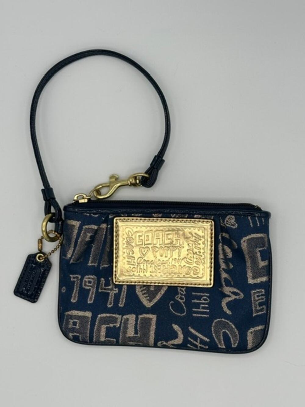 Vintage Y2K Coach Poppy Graffiti Wristlet in Navy & Gold